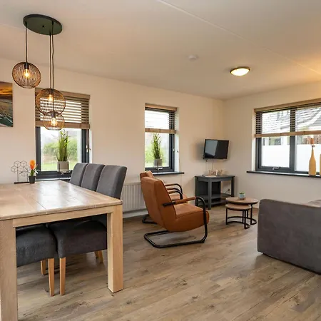 On Texel With Stunning Views Ferienhaus