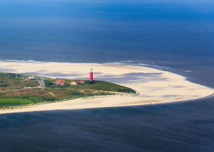 On Texel With Stunning Views Feriehus